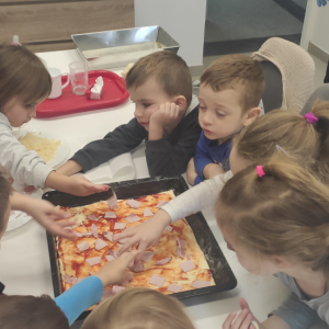 Dzień pizzy w Oddziale Przedszkolnym w Rudy Rysiu
