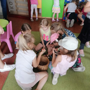 Przedszkolaki na wycieczce w Brzesku