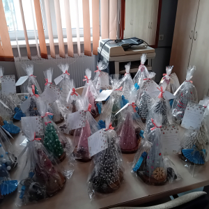 Upominki Bożonarodzeniowe dla Starszych i Samotnych - cz.1. Kliknięcie na zdjęcie spowoduje jego powiększenie do rozmiaru oryginalnego.