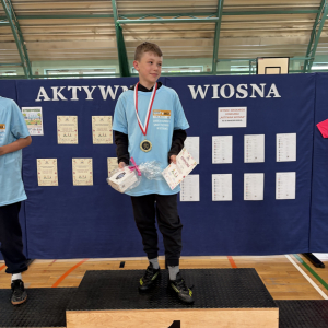 Hubert Chwała z kl. 6a laureat 1 miejsca w wyzwaniu sportowym "Aktywna Wiosna". Kliknięcie na zdjęcie spowoduje jego powiększenie do rozmiaru oryginalnego.