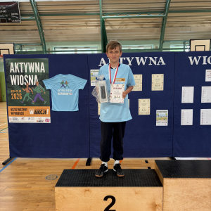 Kacper Nita z kl. 6a laureatka 1 miejsca w wyzwaniu sportowym "Aktywna Wiosna". Kliknięcie na zdjęcie spowoduje jego powiększenie do rozmiaru oryginalnego.